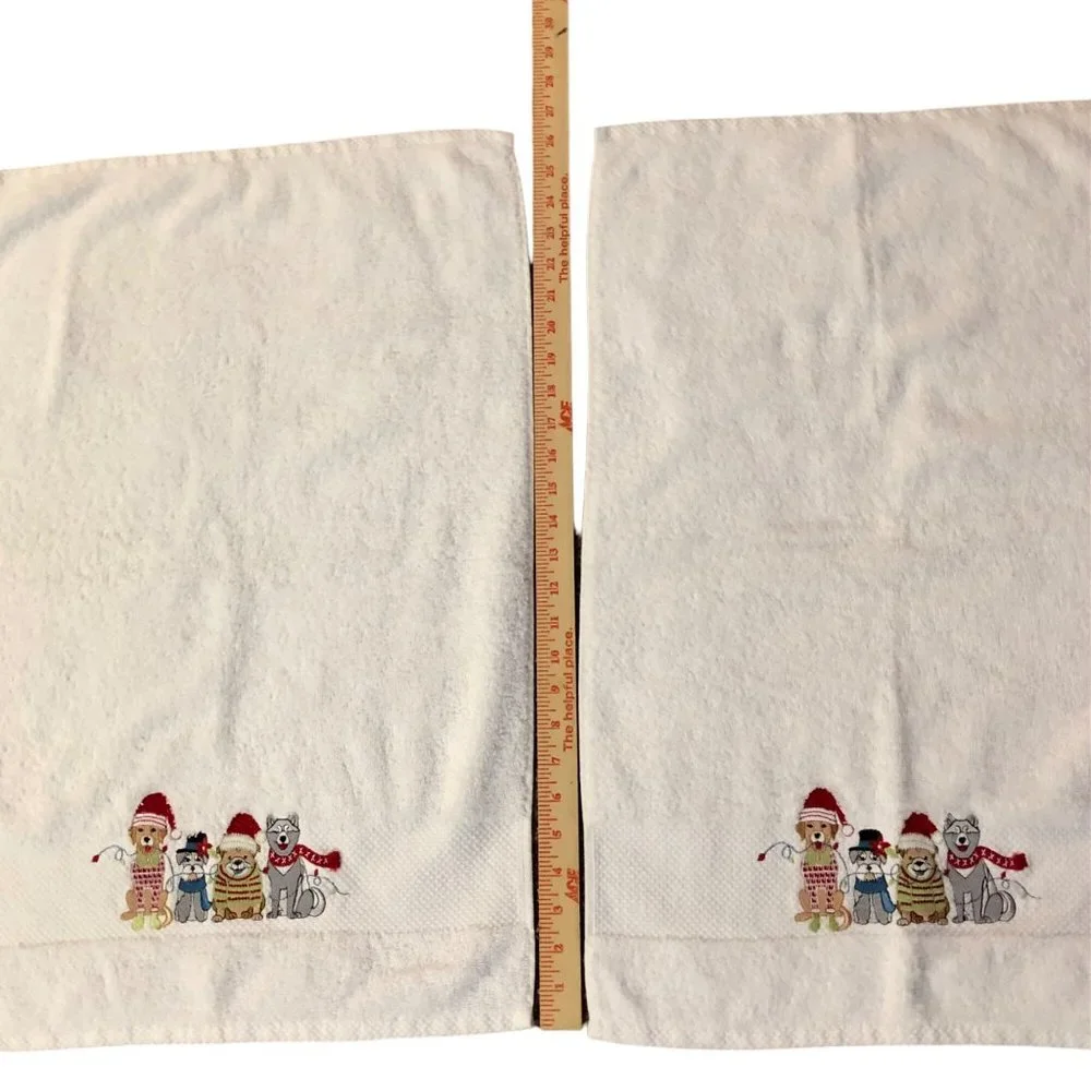 Jingles & Joy Hand Towels Set of 2 Used Christmas Dogs Embroidered